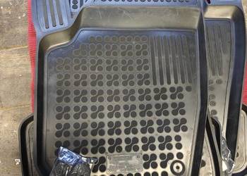 Dywaniki gumowe Skoda Fabia II