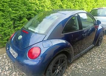 VW NEW BEETLE-1,9 -Cały na częsci -pali jeżdzi
