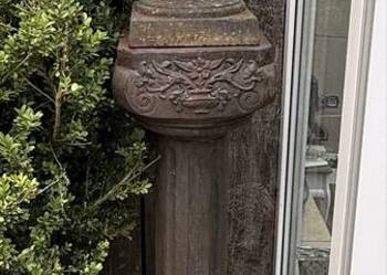 Wielki stary postument kolumna żeliwny z donicą 140 cm