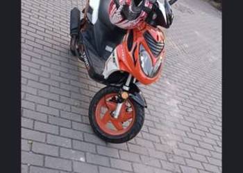 Skuter 4t