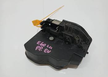 ZAMEK DRZWI PRAWY PRZÓD BMW E60 LIFT  EU 7167074 5 PIN