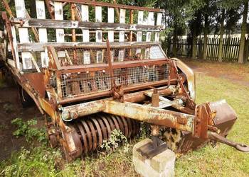 Przyczepa samozbierająca. Przyczepa samozbierająca.