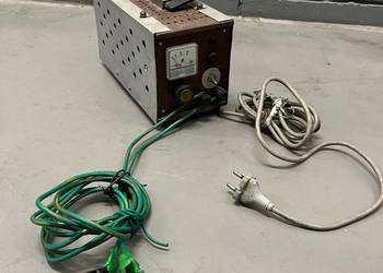 Prostownik do akumulatorów 6A – samoróbka, analogowy amperomierz