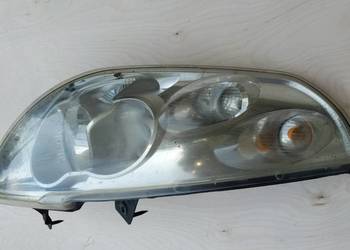 Renault Master 3 reflektor prawy przód, kompletny, brak uszkodzeń