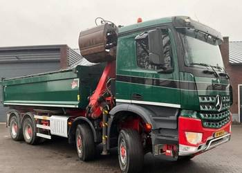 Wywrotka 8X8 Mercedes AROCS 4142 BORDMATIC z dzwigiem