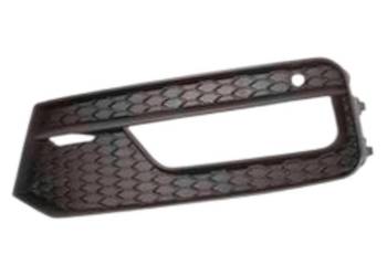 ZAŚLEPKA LAMPY PRZECIWMGŁOWEJ AUDI A1 2011 2012 2013 2014 2015 2016 2017