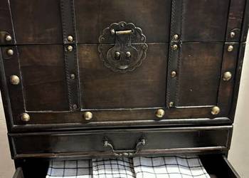 Oryginalny XIX wieczny kufer na "Majówkę”.