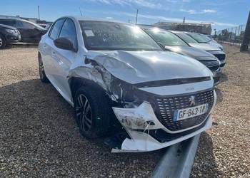 PEUGEOT 208 II 1.5 BlueHDi 100 Roadtrip GF843