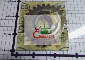 Koło zębate z=24 z łozyskiem kpl.  8245-137-100-44 Unia Oryginał