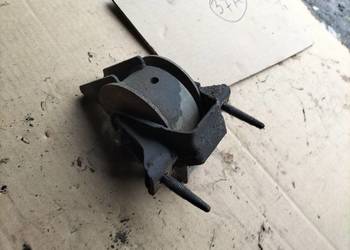 OPEL AGILA A 1.0  TYLNA DOLNA  PODUSZKA SILNIKA SKRZYNI BIEGÓW