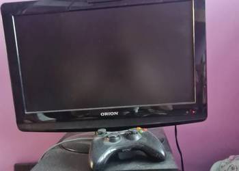 Konsola XBOX 360 Slim + tv 19"