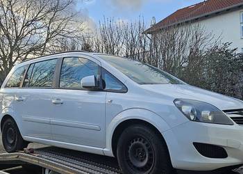 1.6i 116KM 7osobowy Tempomat Bezwypadkowy