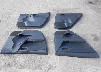 Toyota Auris II E18 boczki tapicerka drzwi EUROPA HB Toyota Auris II E18 boczki tapicerka drzwi EUROPA HB