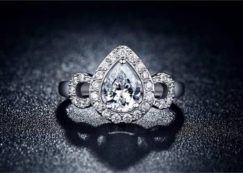 Nowy pierścionek srebrny kolor biała cyrkonia retro styl kró