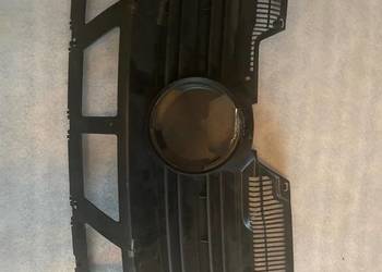 VW GOLF V  JETTA ATRAPA GRILL 1K5853653