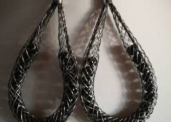 Kolczyki z kuleczkami czarnymi Kolczyki z kuleczkami czarnymi