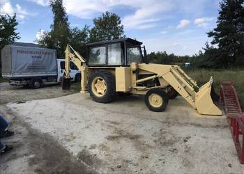 Ostrówek koparka ładowarka C 360