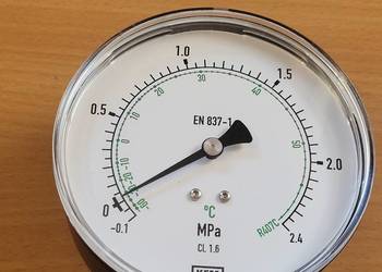 Manometr Wika  -0,1MPa....2,4MPa do pomiaru ciśnienia i temperatury
