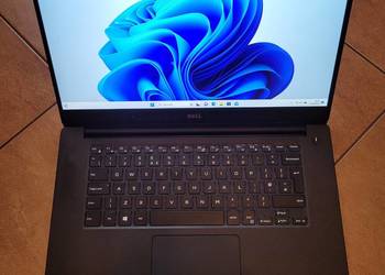 Laptop Dell Precision 5520, i7, 16GB, 240 SSD, Bateria 100%