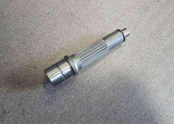 Wałek zębaty Takeuchi TB290