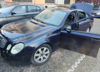 Samochód Auto Mercedes Benz W211 Fioletowy Niebieski zamiana na Motocykl
