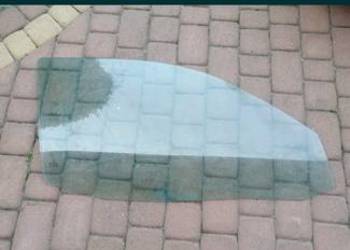 Szyba drzwi (3D) VW Golf IV Szyba drzwi (3D) VW Golf IV