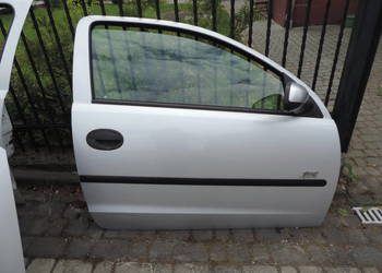 DRZWI PRAWY PRZÓD OPEL CORSA C 3D Z157