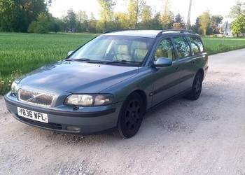 Volvo V70 2.4 r5 170km automat anglik Volvo V70 2.4 r5 170km automat anglik