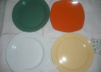 Komplet kolorowych talerzy porcelanowych, 5 sztuk