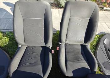 Fotele grzane Ford Fiesta Mk7