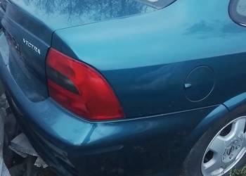 Opel vectra b sedan klapa tył Z20M
