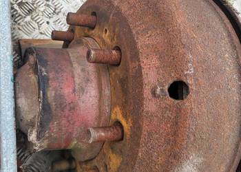 Oś przyczepy d50 d55