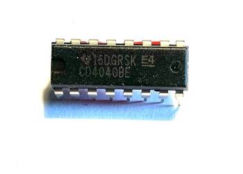 CD 4040