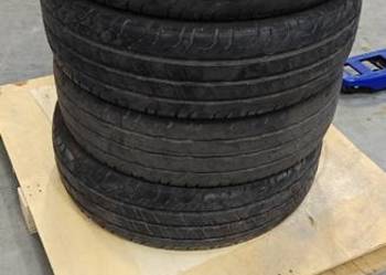 Opony letnie bus 215/75/16C ContiVanContact 100