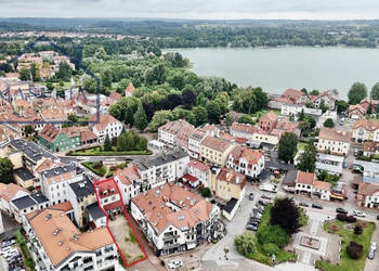 Kamienica z lokalami na wynajem/ Centrum