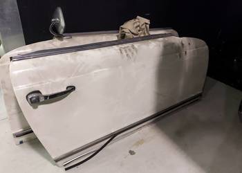 Mercedes Pagoda w113 drzwi prawe