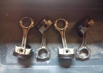 Tłok hyundai 1.6 T-GDI G4FJ Tłok hyundai 1.6 T-GDI G4FJ