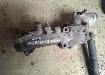 MERCEDES E220 W124 E200 2,2  2,0 obudowa termostatu 1112030173