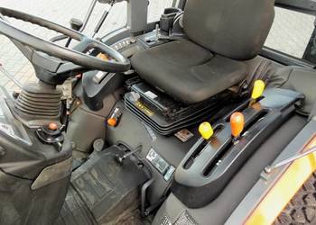 Traktor KUBOTA B2350 4x4 Pług Posypywarka (121101.5) - Baras
