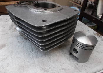 MZ TS 250 250/1 4-5 BIEGÓW CYLINDER ORYGINALNY TŁOK DDR