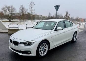 BMW Seria 3 330i xDrive
