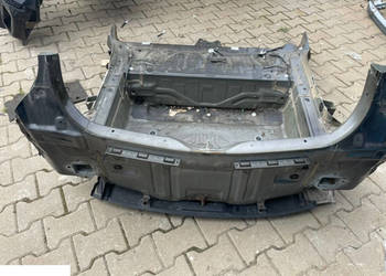 Honda Civic IX pas tył podłoga wanna 12-