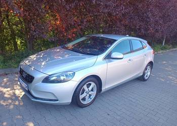 znakomite Volvo V40 D2 2016 - Katowice