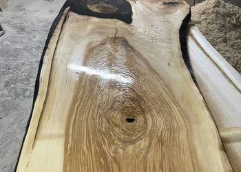 Stół monolit jesion 200 x 104 z żywicą transparentną dąb wiąz