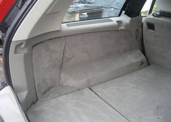 volvo xc90 03-06r tapicerka bagażnika prawa lewa wersja 5 osobowa OAK