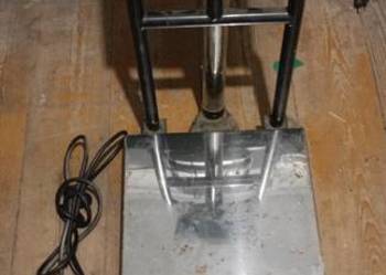 SPRZEDAM WAGĘ ELEKTRONICZNĄ DO 150kg. z nowym akumulatorem  działa idealnie