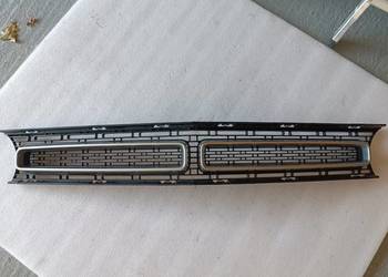 Górny grill Dodge Challenger polift. Super stan! Oryginał