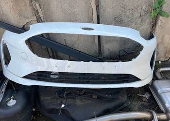 Ford Fiesta zderzak C1BB17757