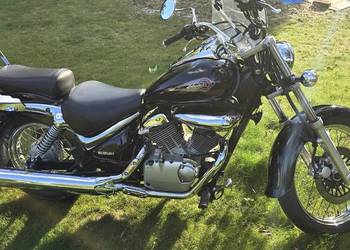 Suzuki Intruder 125