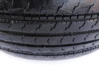OPONA LASSA 235/75 R17.5